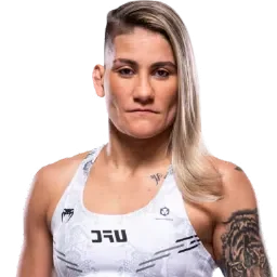 Priscila-Cachoeira